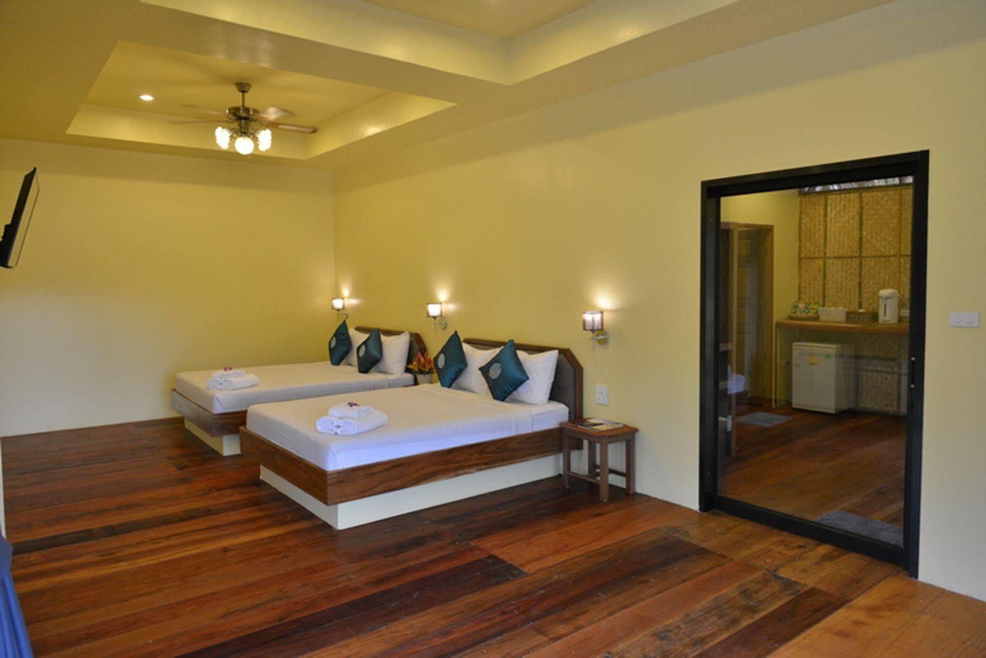 Boutique Raft Resort Ban Huai Maenam Noi Εξωτερικό φωτογραφία